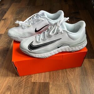 NWT Nike Alpha Huarache Elite 4 Turf Shoes